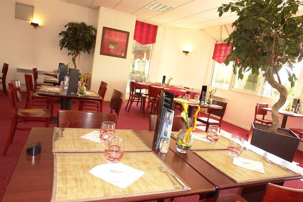 Brit Hotel Orleans St Jean De Braye - L'Antares Сен-Жан-де-Брей Экстерьер фото