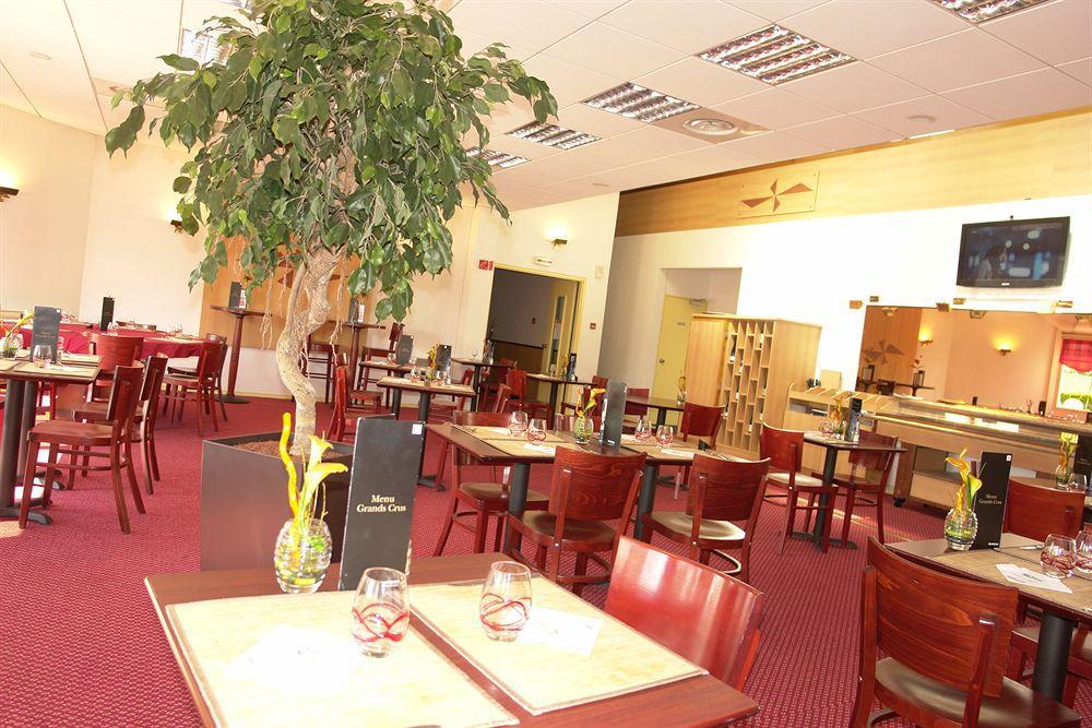 Brit Hotel Orleans St Jean De Braye - L'Antares Сен-Жан-де-Брей Экстерьер фото
