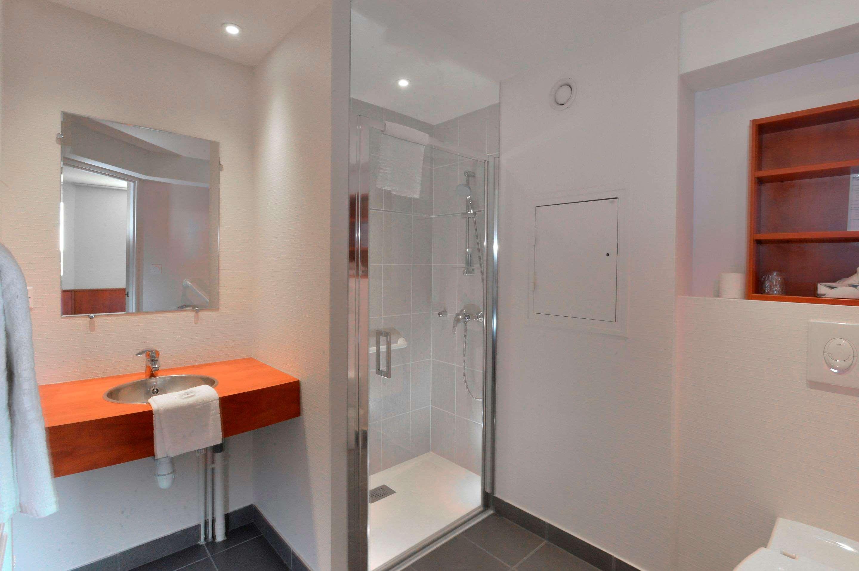 Brit Hotel Orleans St Jean De Braye - L'Antares Сен-Жан-де-Брей Экстерьер фото