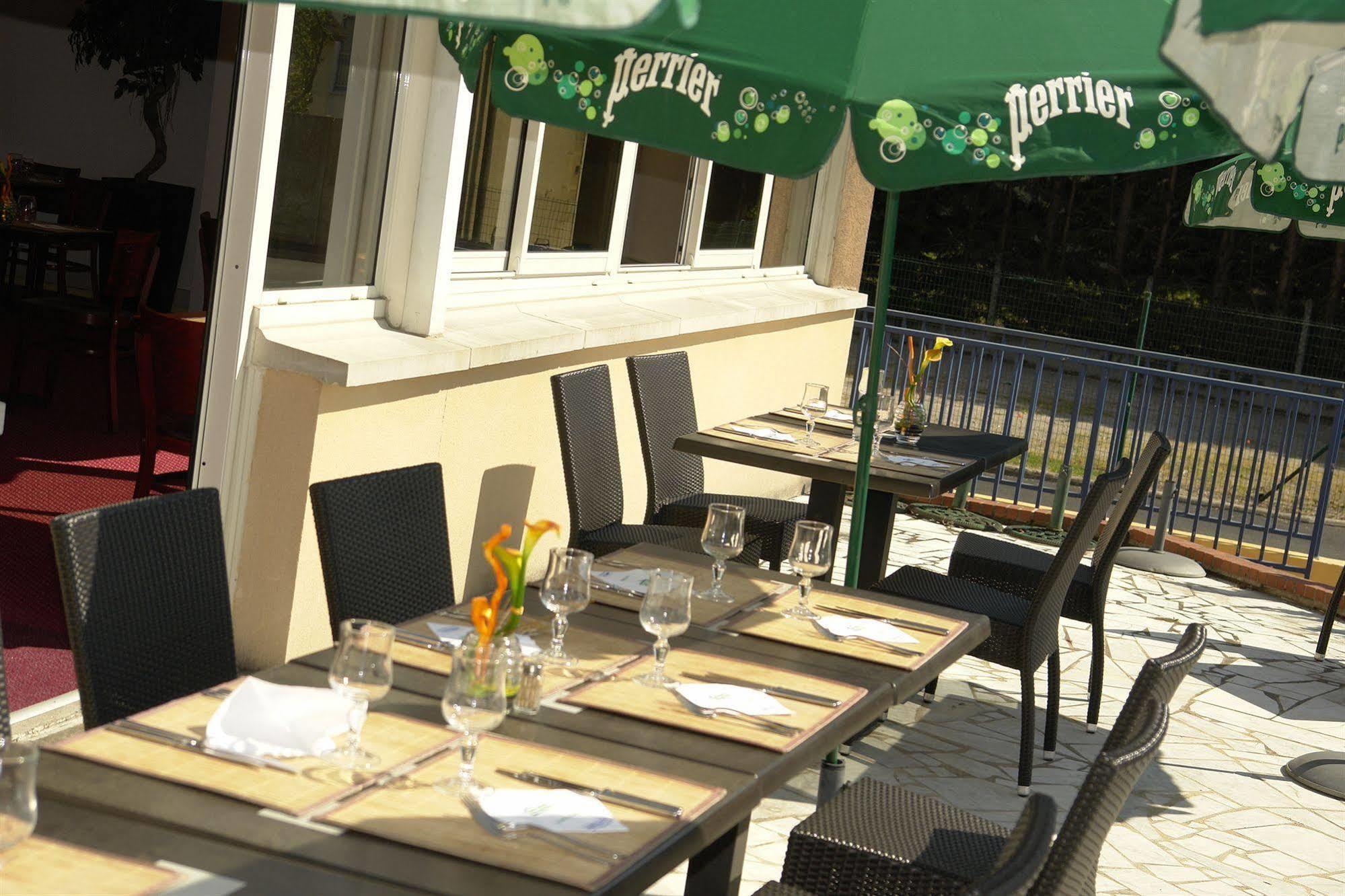 Brit Hotel Orleans St Jean De Braye - L'Antares Сен-Жан-де-Брей Экстерьер фото